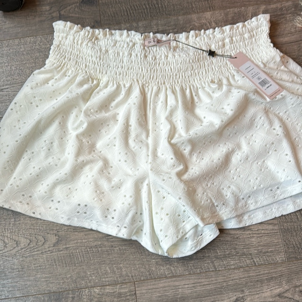 NWT BCBGeneration eyelet shorts